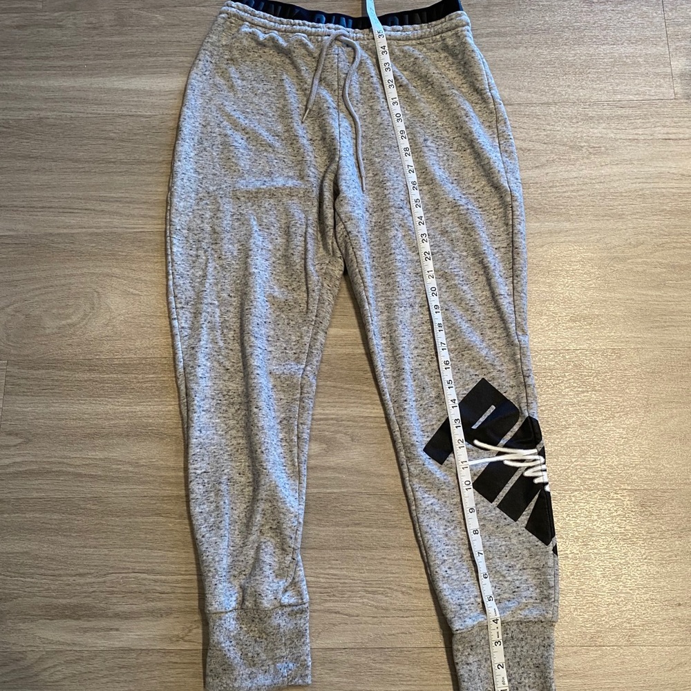 Victoria’s Secret Pink high waisted joggers